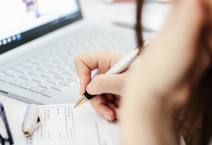 Outsourcing Payroll Provider